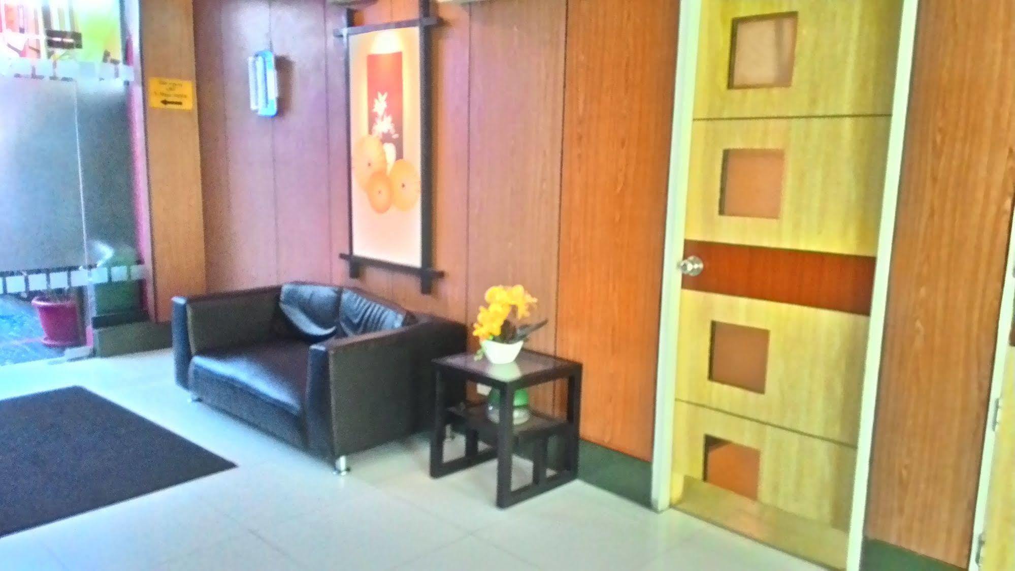 Hotel Sogo Sta Mesa Маніла Екстер'єр фото